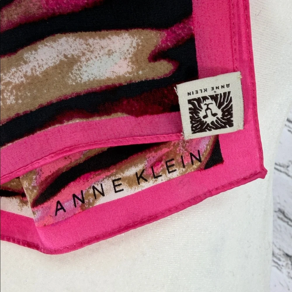 Anne Klein 100% Silk Rectangular Statement Scarf – Hot Pink & Black – Excellent